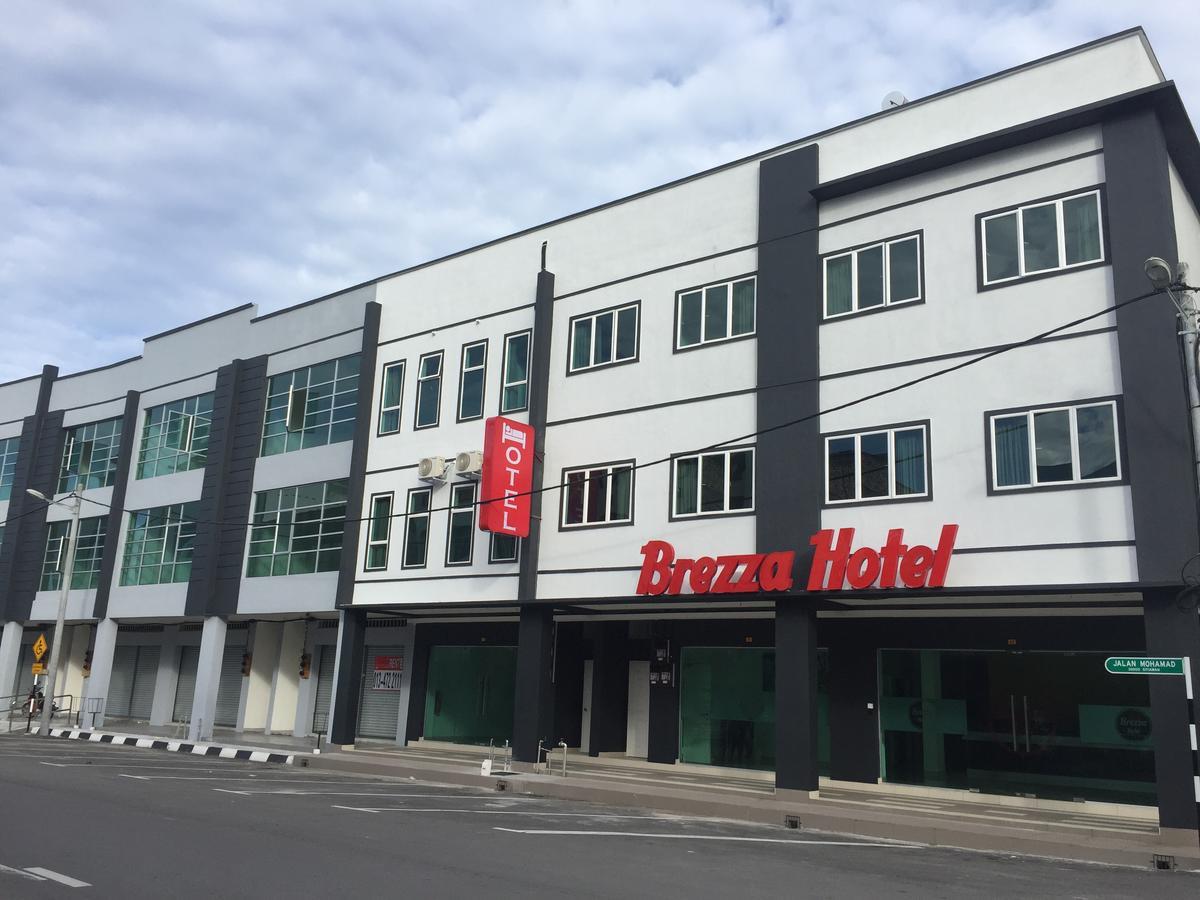 Brezza Hotel Sitiawan Luaran gambar